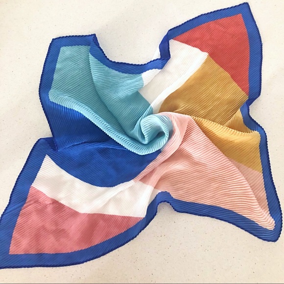 🔥3 FOR $20🔥Multicoloured Scarf - Picture 3 of 8